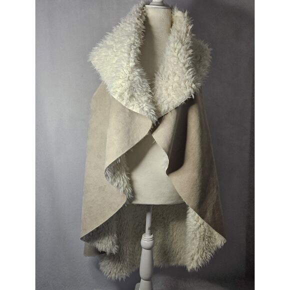AKIRA Black Label Chicago Beige Vest Faux Fur Suede Sleeveless Long Soft OS - Picture 1 of 7